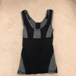 Lululemon size 2 tank top